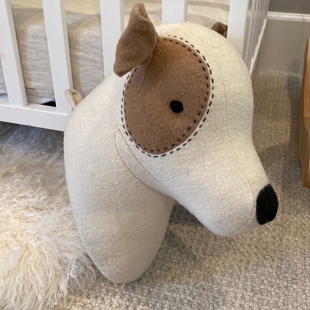 Dog head decor